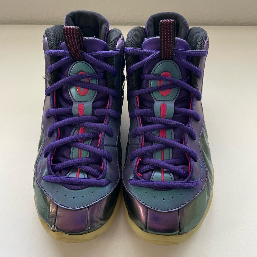Nike Airforce Foamposite - youth size 2 - see Photos!